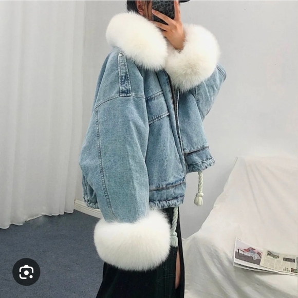 AKIRA Coat Blue Denim Jacket with White Faux Fur Removable Lining Oversized NWOT - Picture 14 of 15